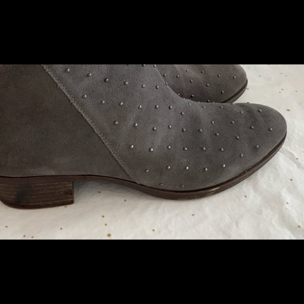 Lucky Brand Gray suede booties 9.5 M